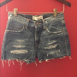 Levis’ Jean Shorts